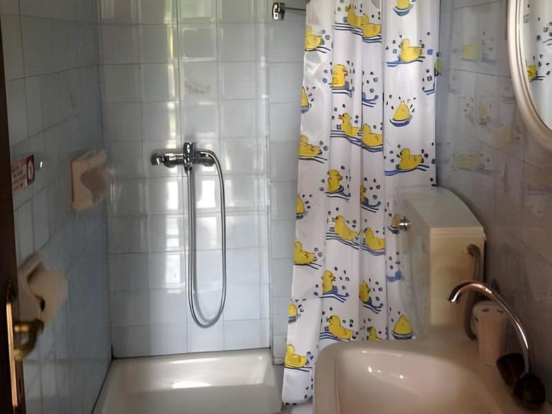 F5B2058A8B378A149C030F562331EDCA