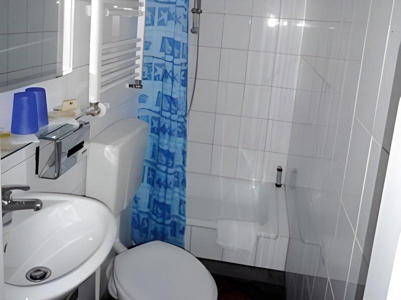 98B9582C2DD73C1270B7BBD0A06AACCF