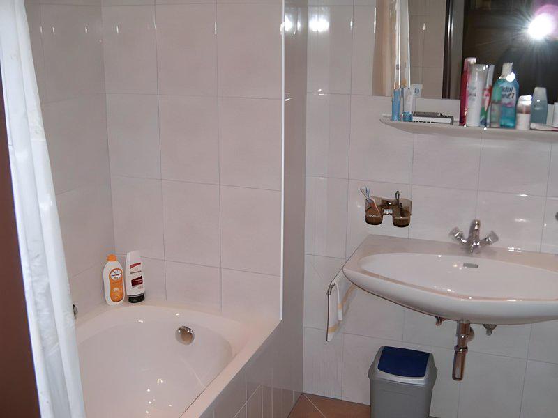 C643C988818761BC399BDC078986323B