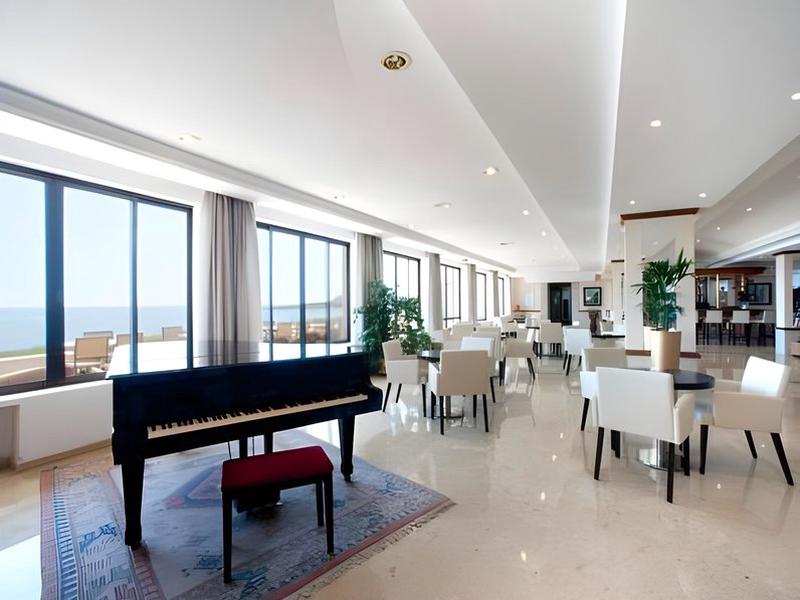 82306CA824C118EA9D06FD9888CA7825