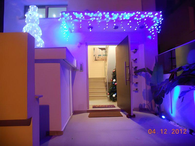 3DCB898EF8888619715972D572E6FEA3