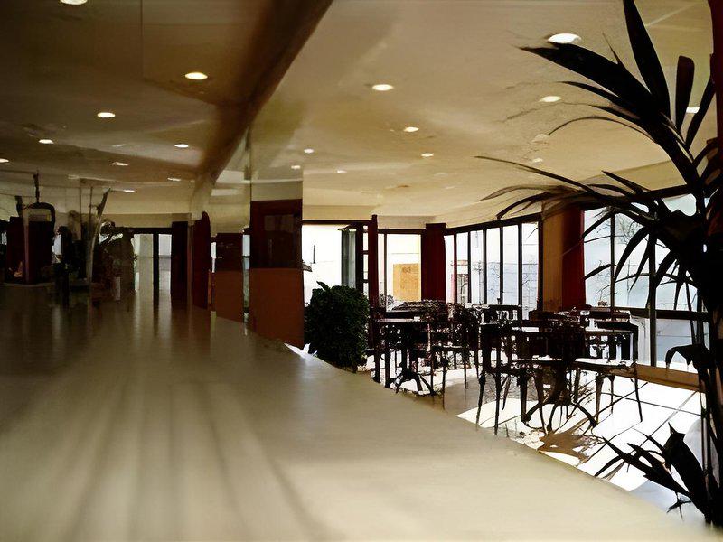 9226A36594C605EB58D930690F360D12