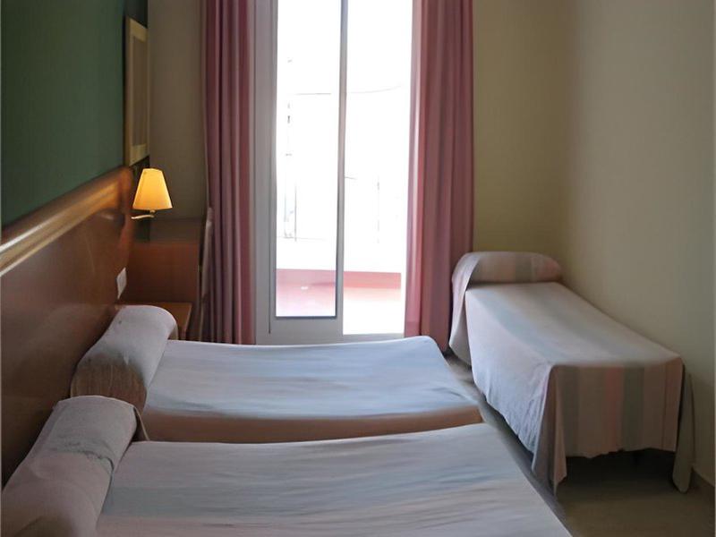 C3B074EE6913C4E69157D46BD27865C2