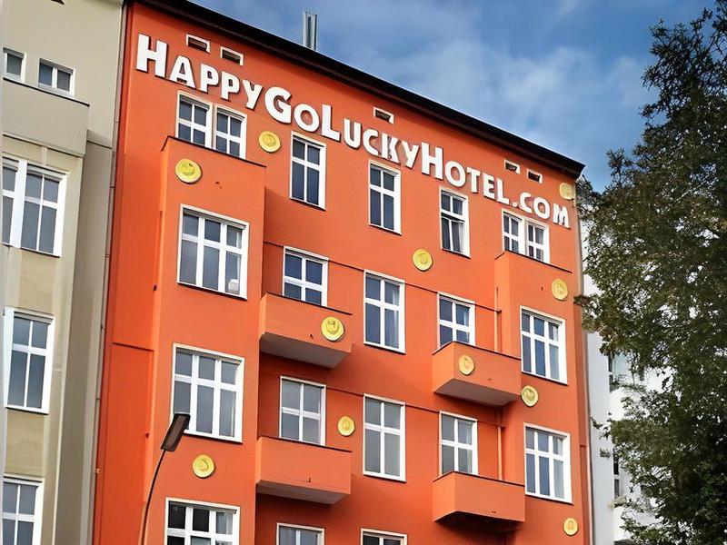 BCDD5404A33681FB53F5068D7A9FC058