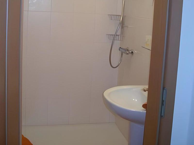 E353492E2B37A0C98F5AD39E7E95E30D