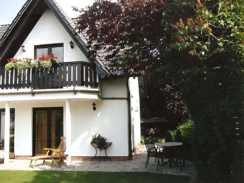 CA4DCCE039F1CD554A0AE6B5FBB81D03