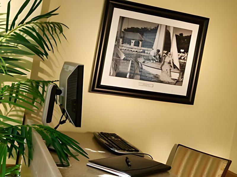 C06EA82F1BD900BFCDDE941D50DF6099