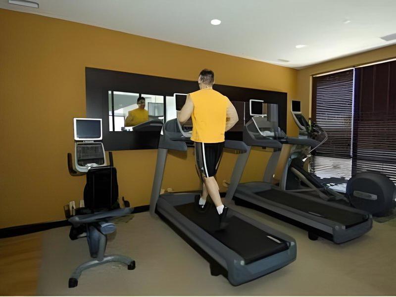 A11DF941DF51E8D1CFE95867B290E239