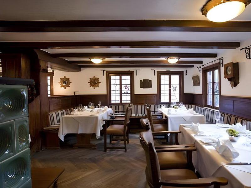 30D59714DC442F5F7776485364B9911E