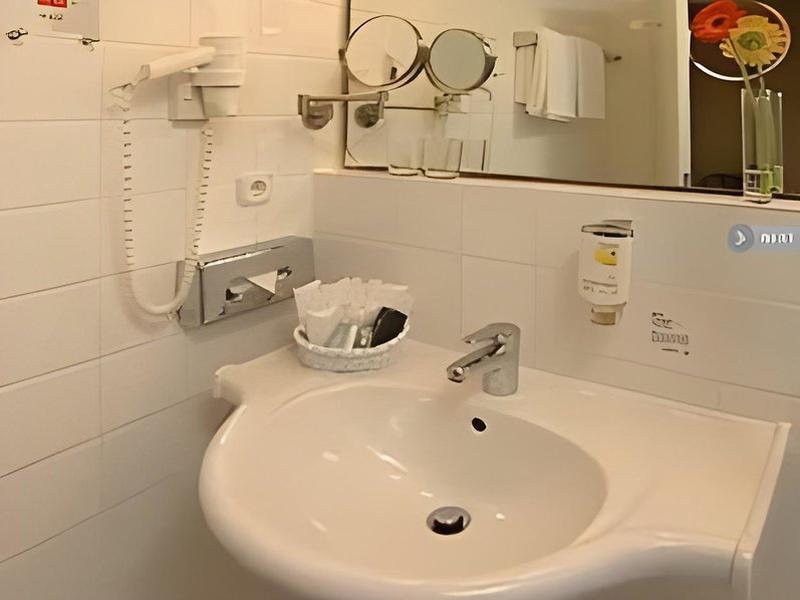 44BF61D6A14FE0DF18827AD076F23080