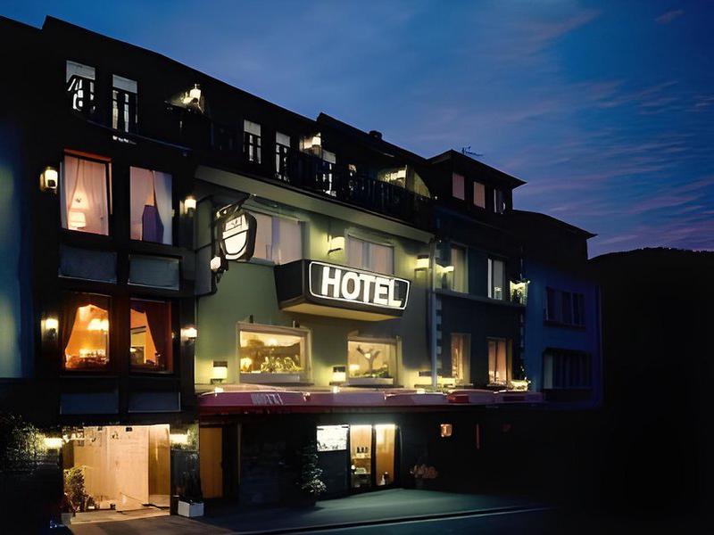 0F44DFBD78B83C29C82D05AB34F9315B