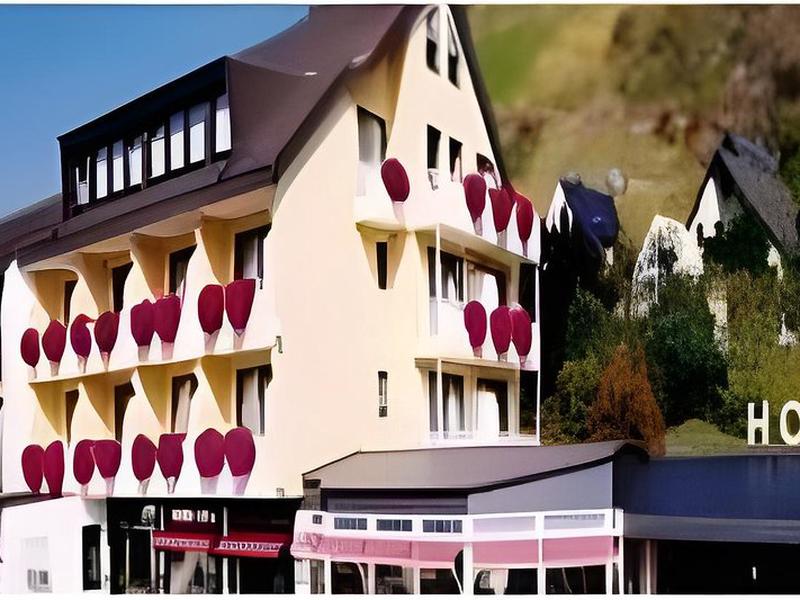 A8704C180F2DA8FC1D513D8213889788