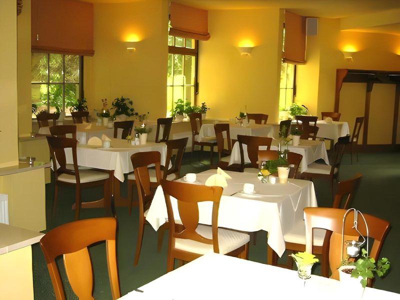 FE3E25EE1A888FCE2965F80EF6461ADB