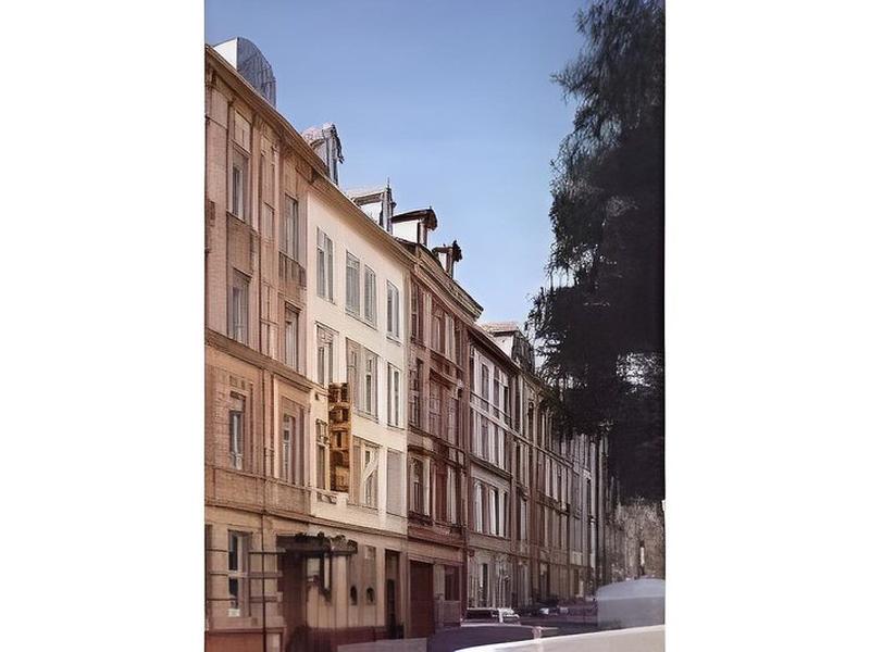 BCE672B11756D24994B5242AF48904DC