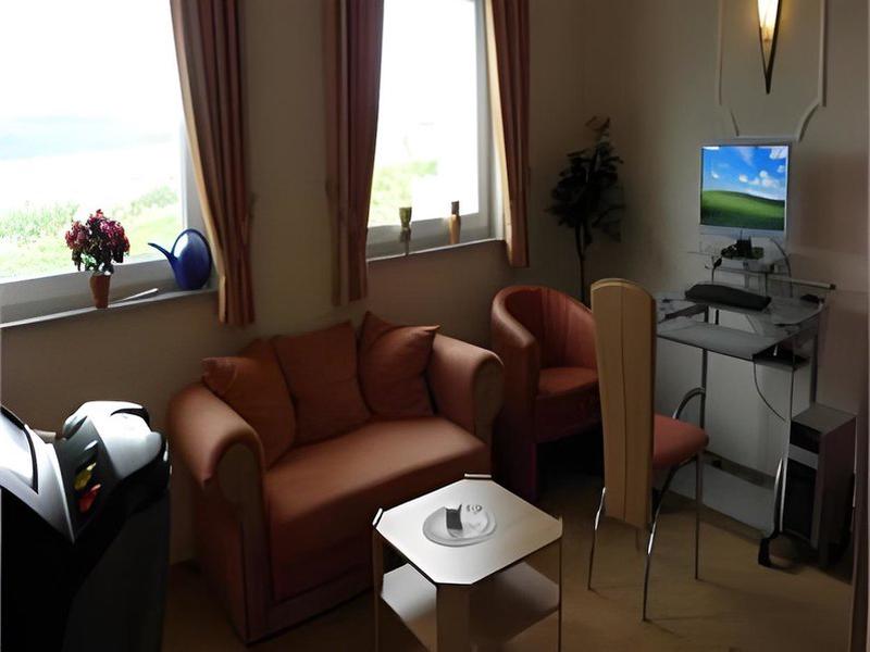 19A6B4E64EAF7B1E2DFF73EFF53962D6