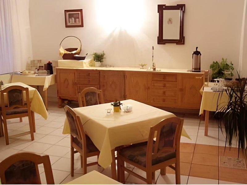 80F833E52C8C369D6B460D2FD516D90F