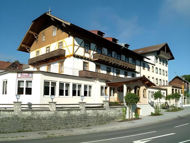 8A5FBC30B4CF8032860872563959484E