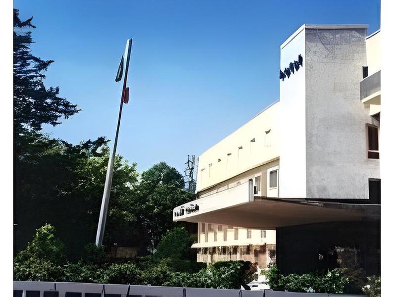 992B350BC1A78659785AED09AFCB3BA1