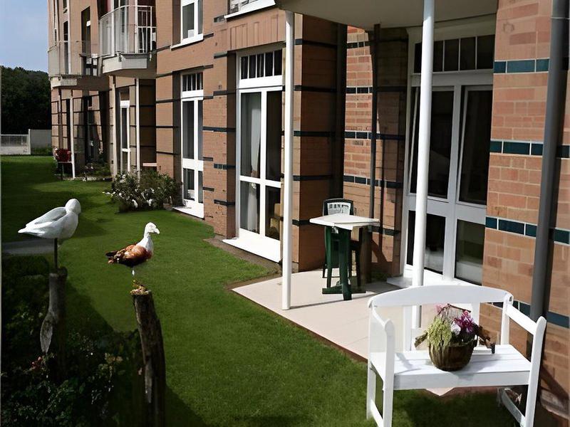 354A8E9B0BB7C03AA4FB4B5A6841171D