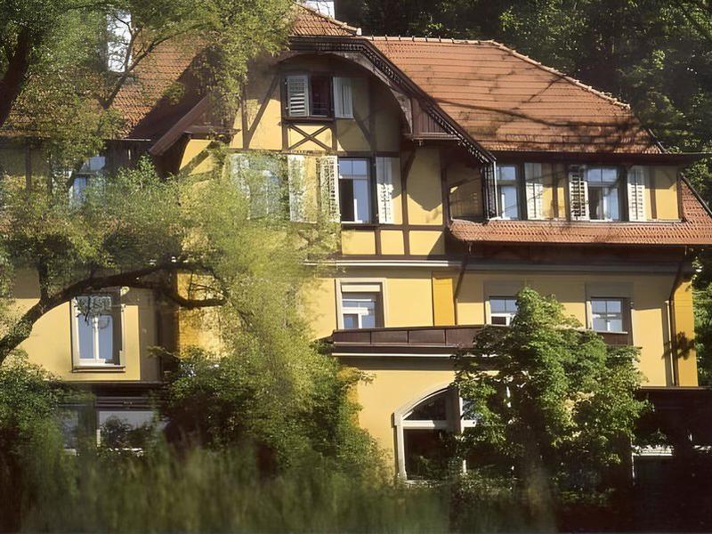 C7D57640C6154339806A38075F82E33D