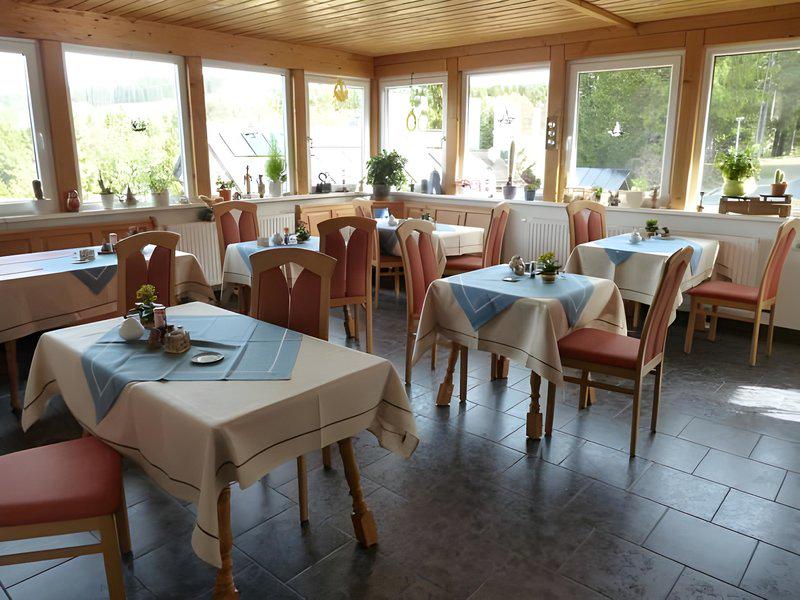 93713FFA19DB9B26E13D98B43B83388B