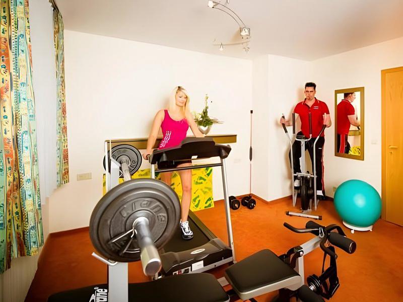 0F57A8485695FE62CEBF3073B49F490C