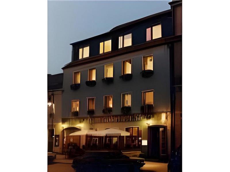 DA29112DCFD29801D245E3F7D6A18089