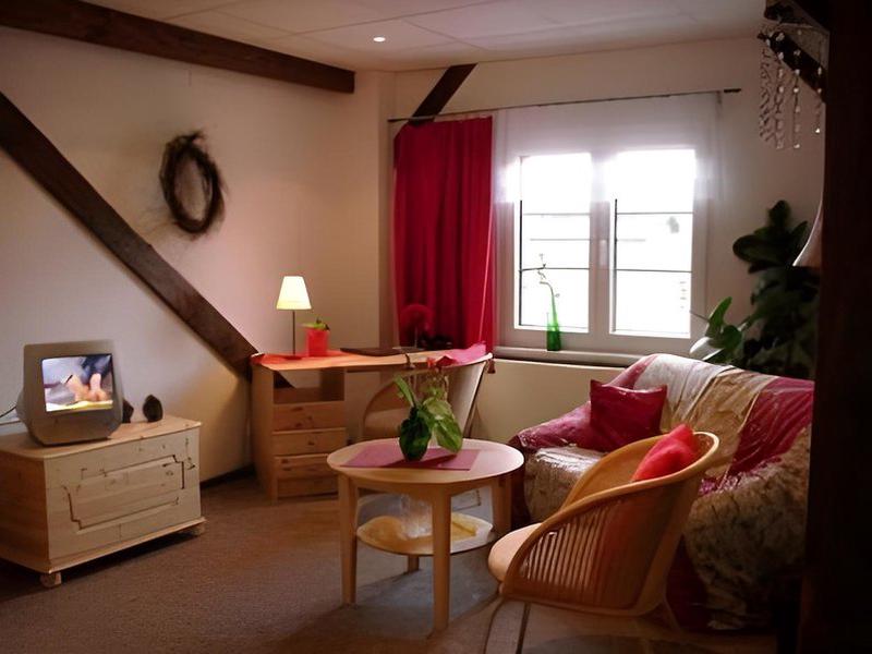 110E95A9089466A81D3569A536E29987