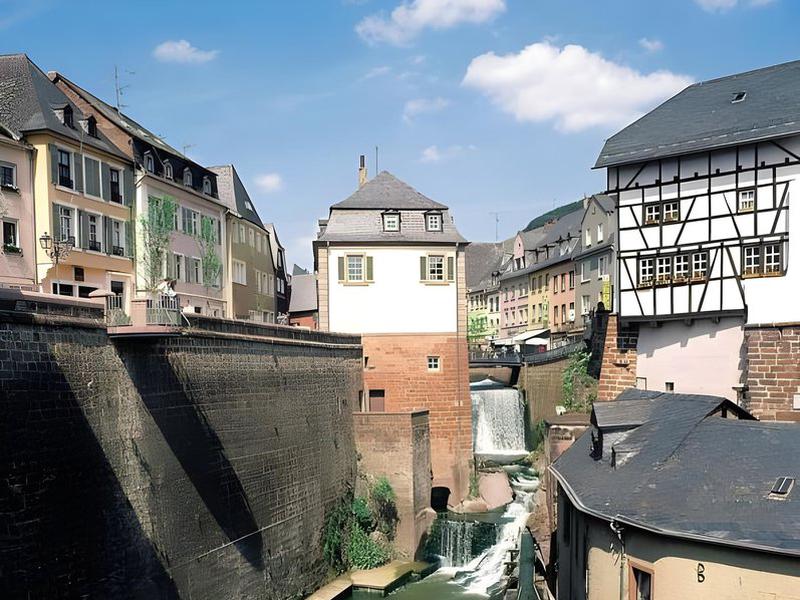 2FB5D17F95E232468308E09424CA3CCE