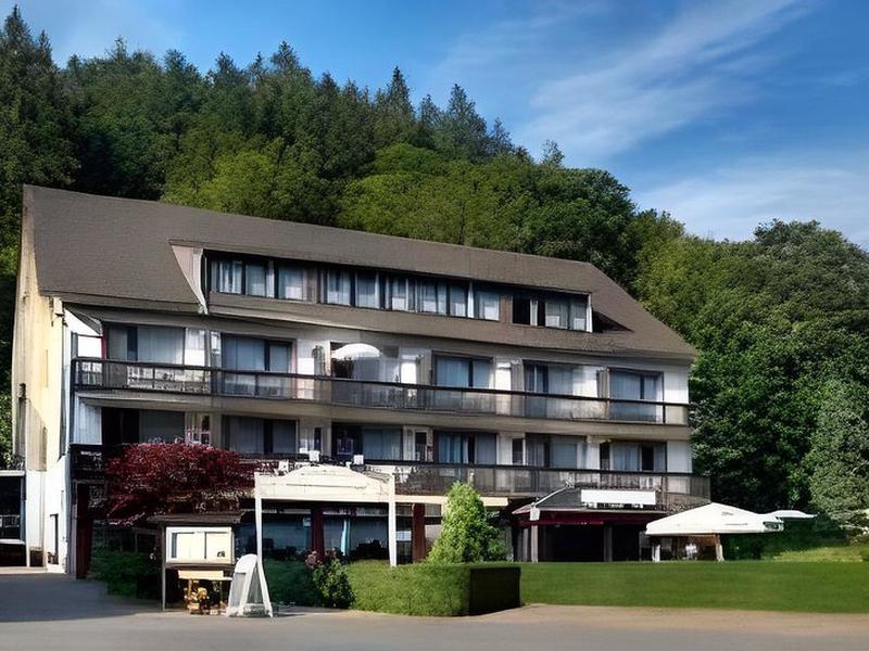 12D039A471D5D14BAA53E66178CD7C9A