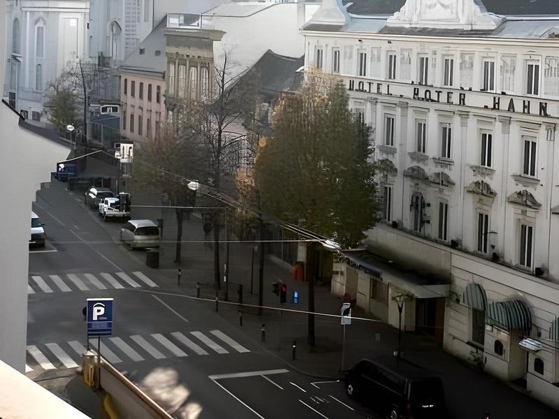 4FF92C9C79E74472180F07460454CEB5