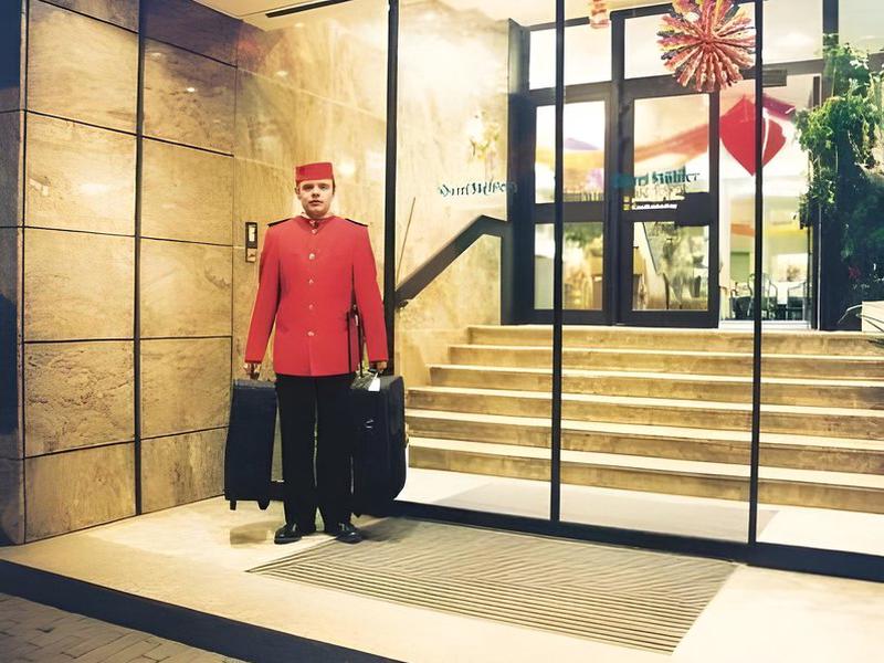 71CB89887B5A142C8CF22B8AA3D4D331