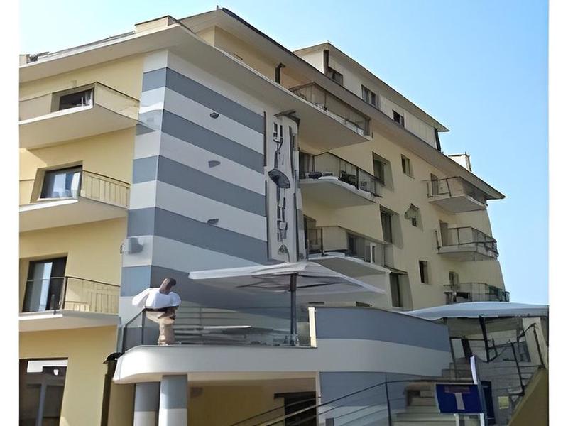 50A84EAE8C4782F04D00D53253F3B323