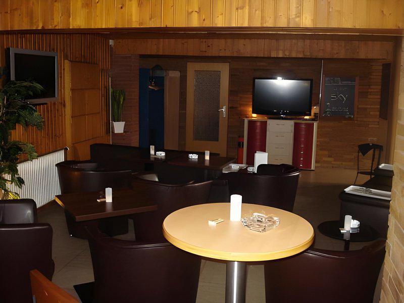 7193BF55A63A825D39A6140985D55BC5