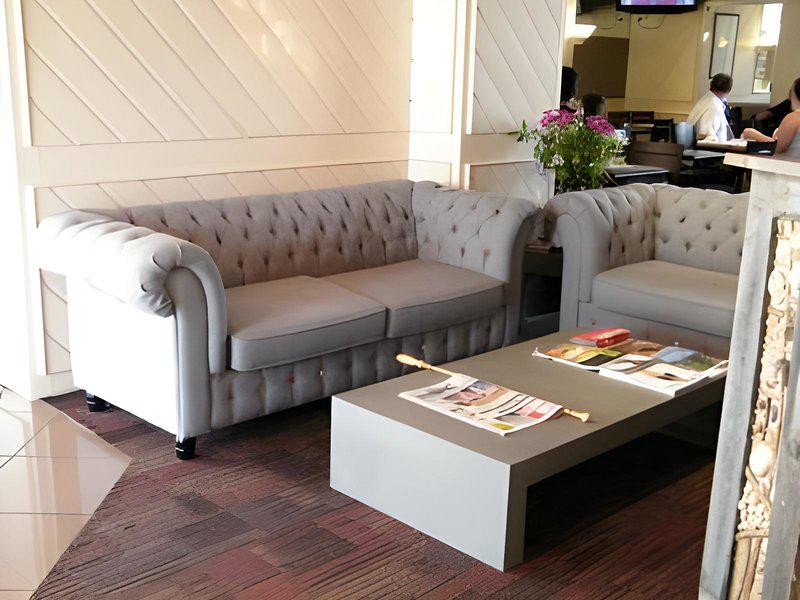 A51BDA56BD14327DED390CBC21E9205B