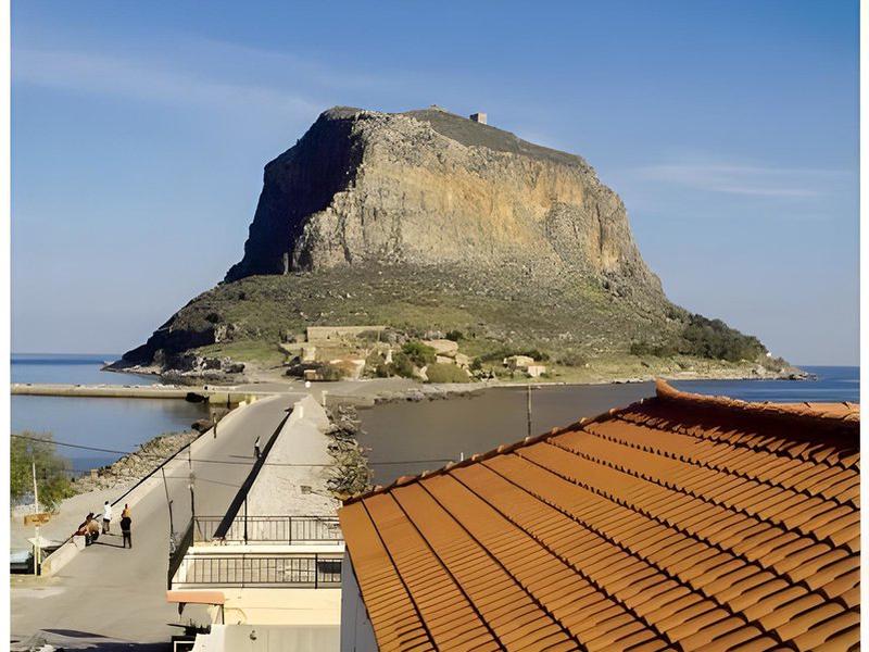 261D271370CE40FBF62118FF5B51649D