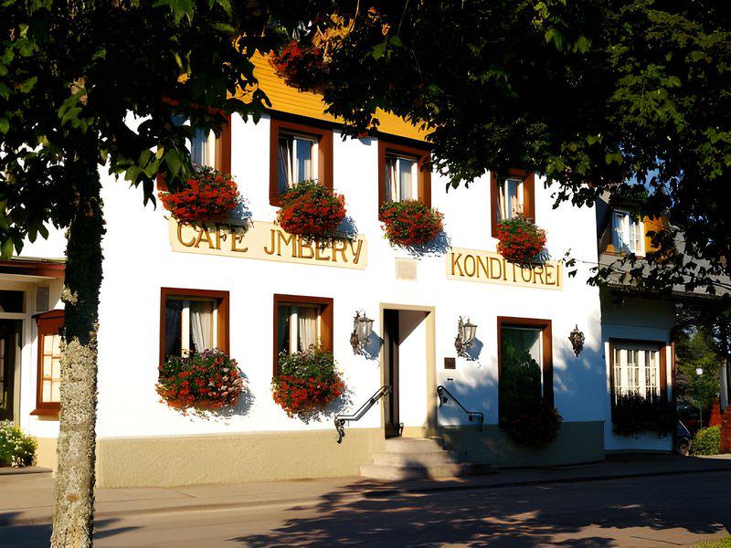 C23B832D0F71DE9B5000C0B0BE2645A2