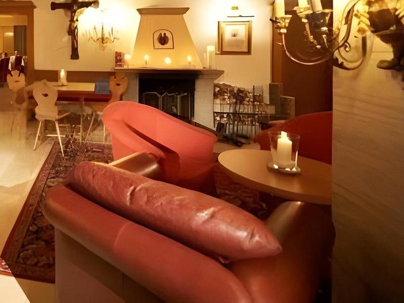 F855DE1ABA4B727B67B92EA234405676