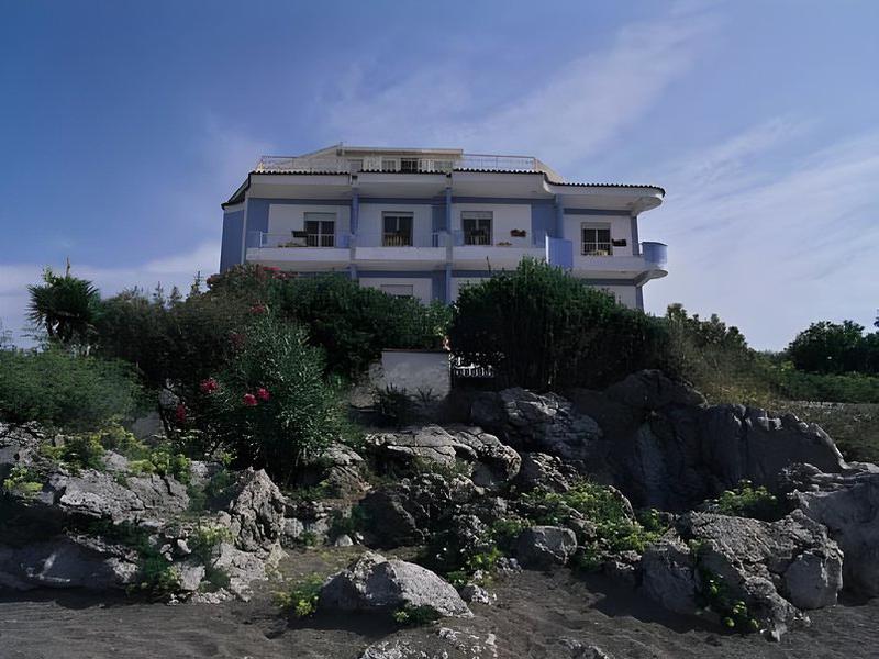 8D7B03723FE1D25ADDED2C7943DCF4E2