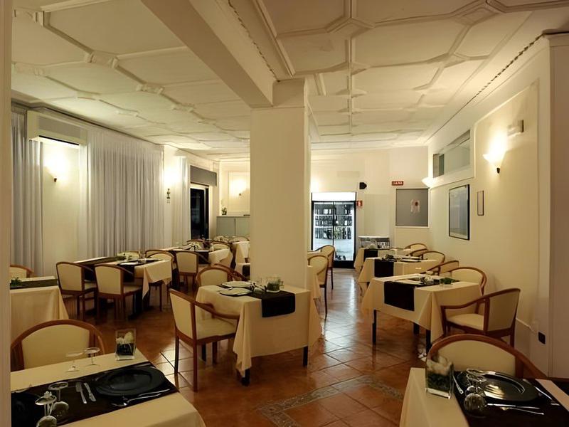 4B6639B2BAD060A7781BC7CAE21DE080