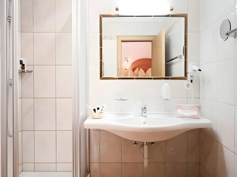 7891E3F183FC09CB01EC6A7098A7158E