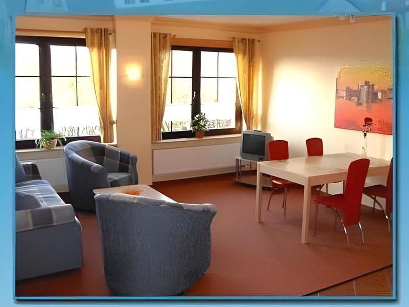 78B357645BBC56335D7252CF5B3068FF