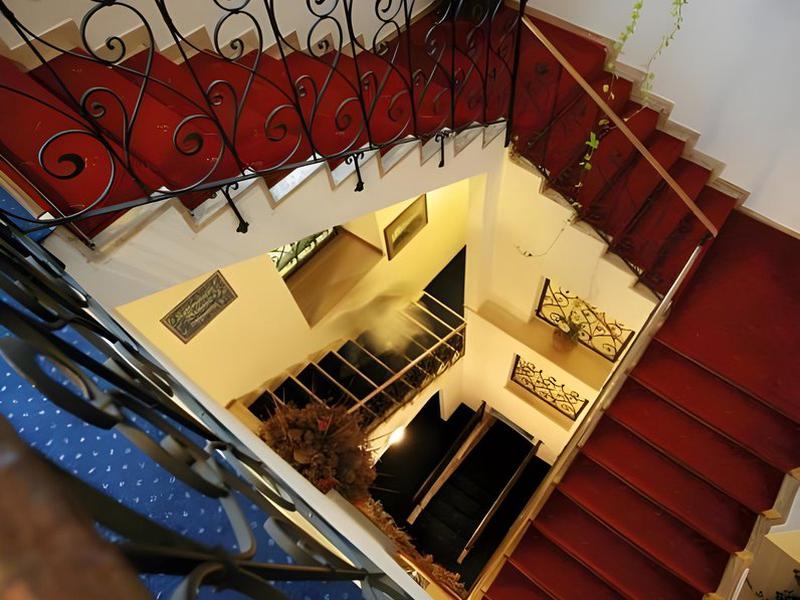 909F656BAE58E73FEDAF661FF2FDFEC5