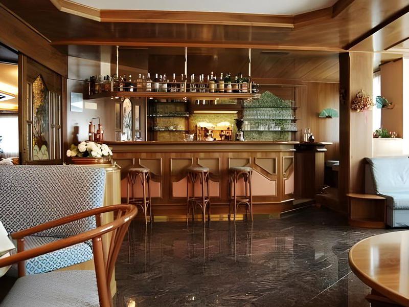 010D72B0DCE28E6DF39F8BB5A1E3C302