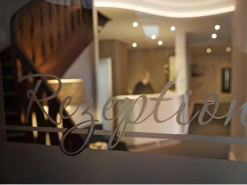 8309444C594A03D3A0F1D39D40FEE92B