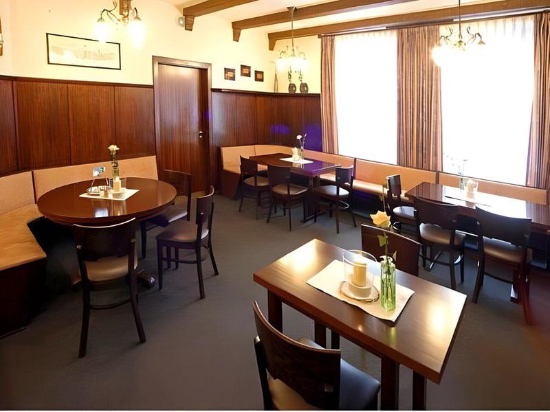 954AC73AB978B791C08E9C17373FD6E9