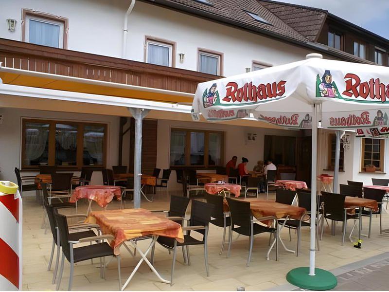 FEFCE6427354F27D827F412FA6AB517E