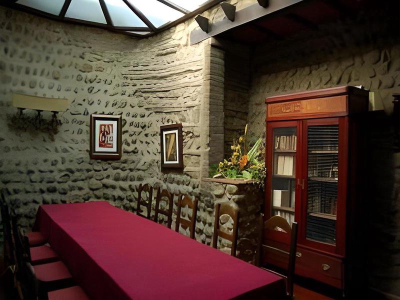 8A873319B1E4845D5AEDD2E84376592F