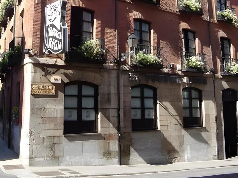 F64EEC0C5B8C2D92CBB868AFC7D91300