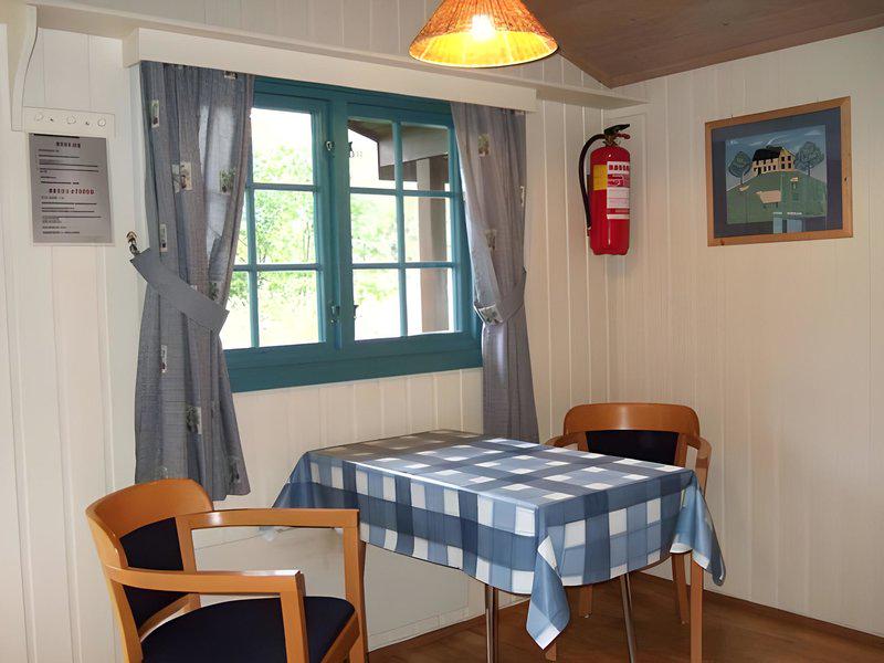 E2B8957531B968272FC99FF3E01FB5DE